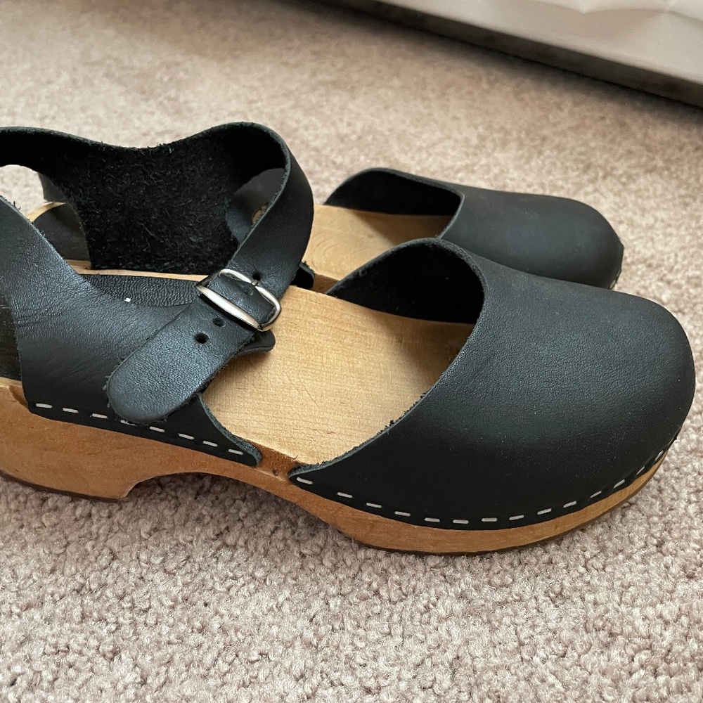 MIA Women's Namby Ankle-Strap Black Clog Size 37